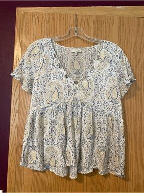 Lucky Brand Light Blue and Cream Peplum Top